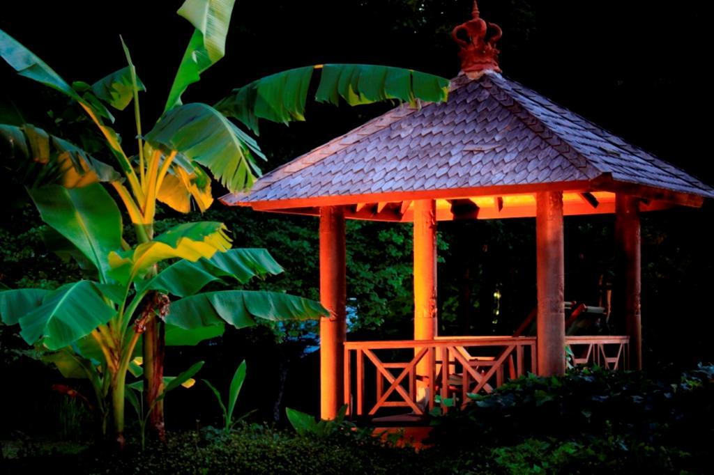 Отель Andanomori Izu Ippekiko Ито Экстерьер фото